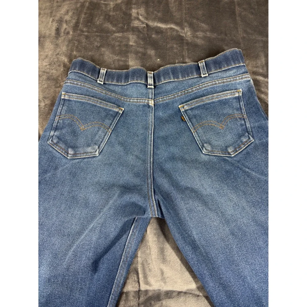 Levis measurements waist